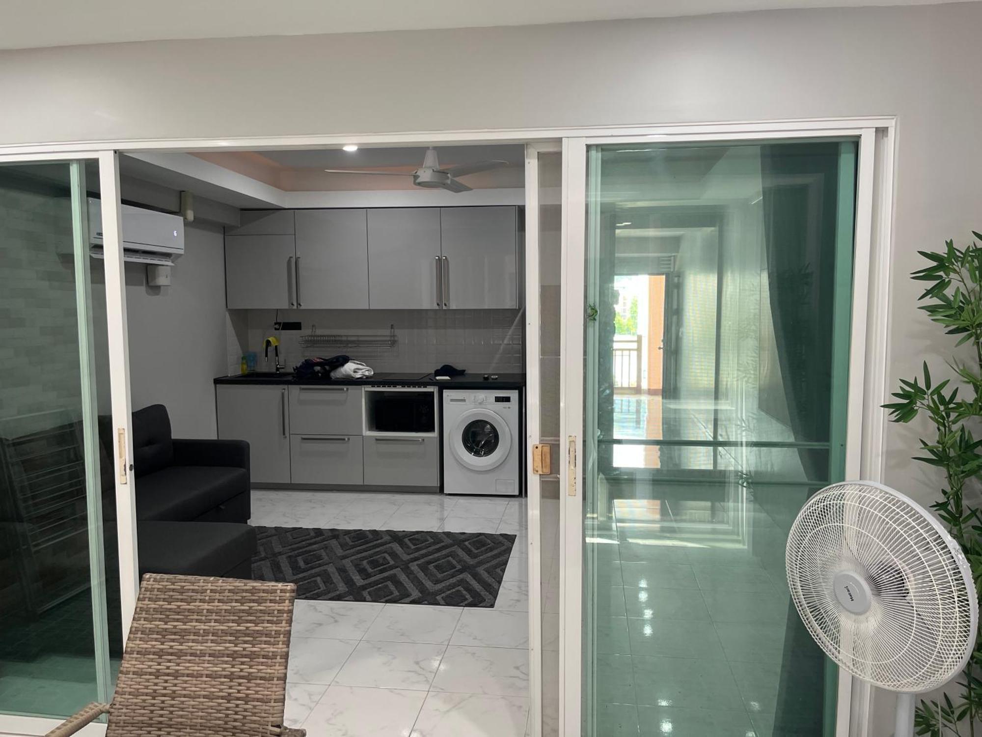 Location Brand New Appartement Patong